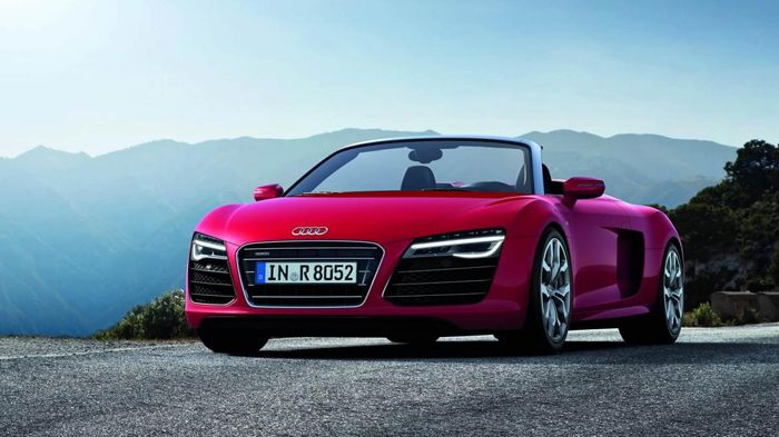 Το R8 Spyder, με τον κορυφαίο κινητήρα V10 αποδίδει 525 ίππους και χρειάζεται 3,5 δλ. για το 0-100 χλμ./ ώρα!